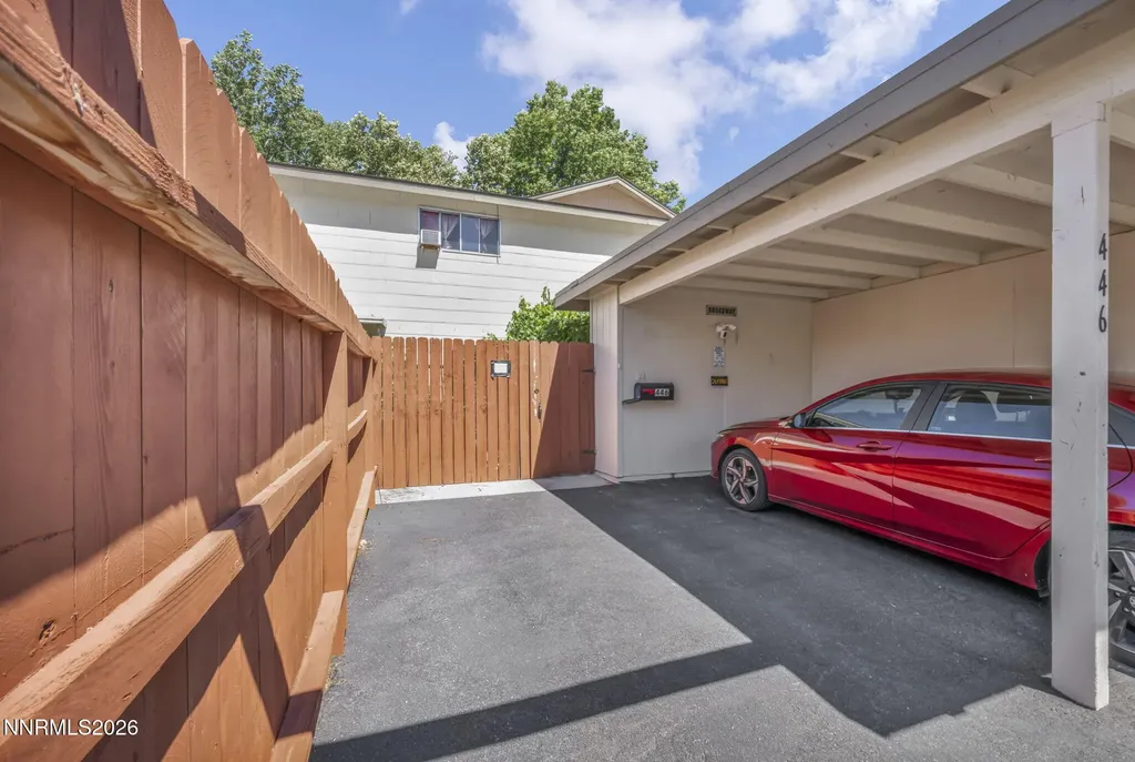 446 Smithridge Reno NV 89502