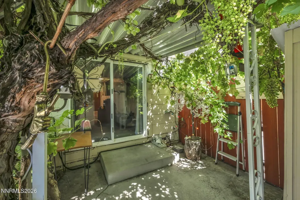 446 Smithridge Reno NV 89502