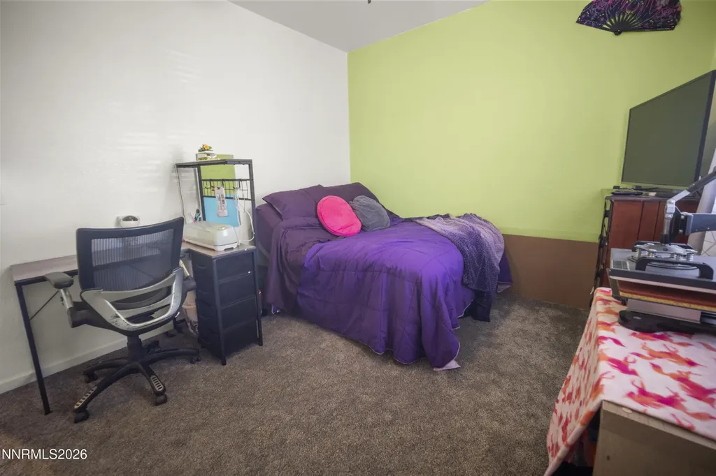 131 Hazelnut Fernley NV 89408