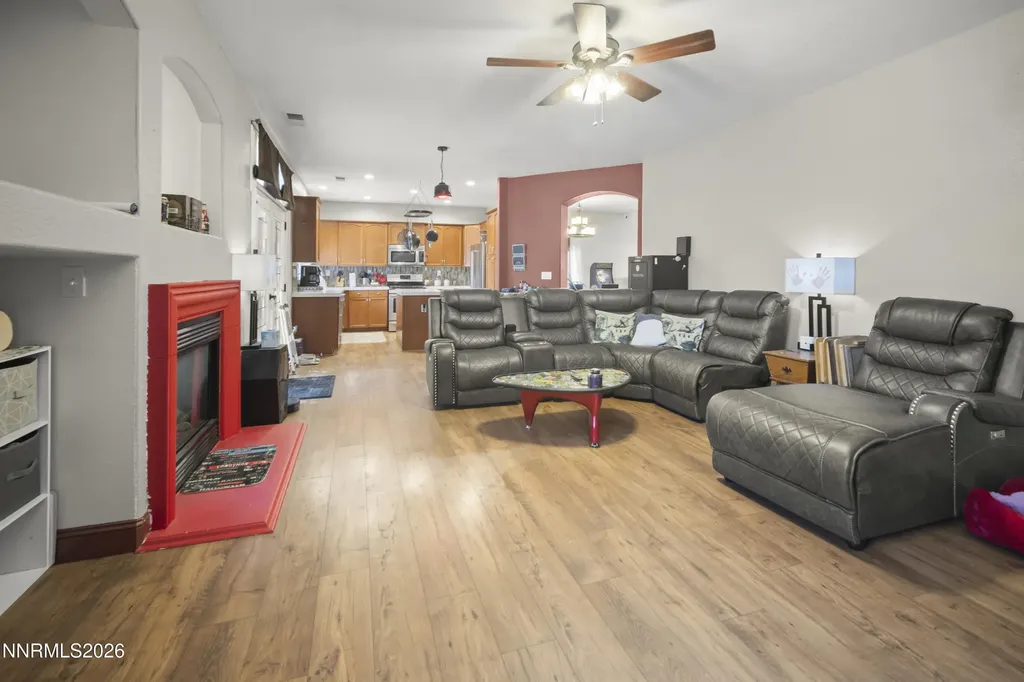 131 Hazelnut Fernley NV 89408