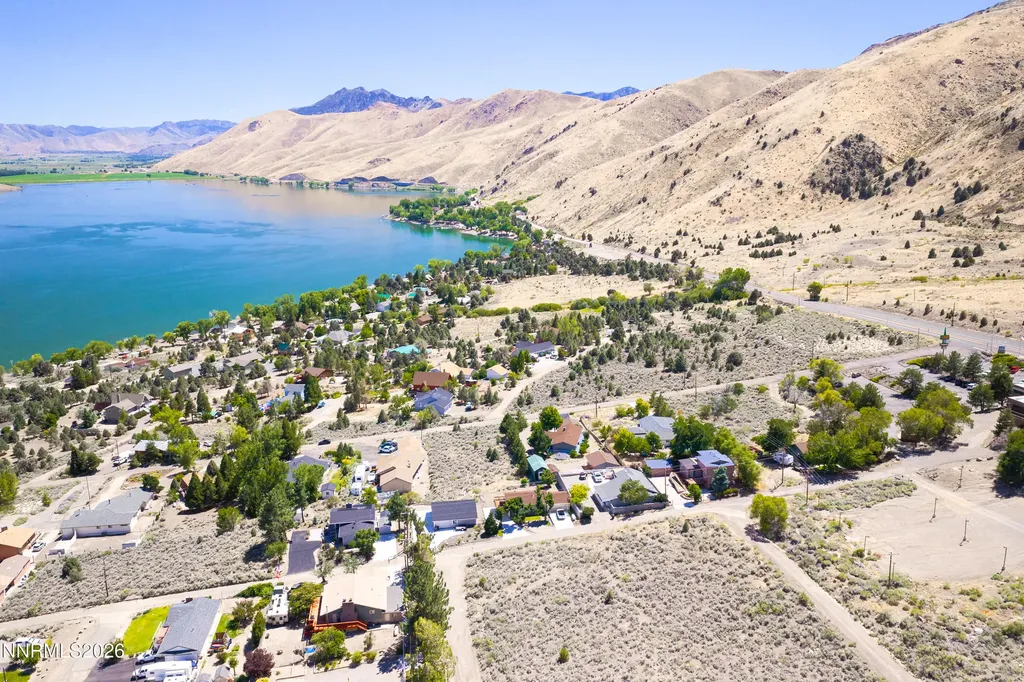 3466 Mark Twain Gardnerville NV 89410