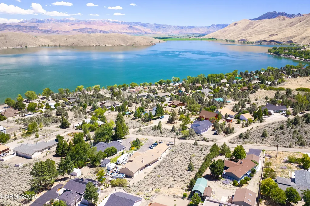 3466 Mark Twain Gardnerville NV 89410