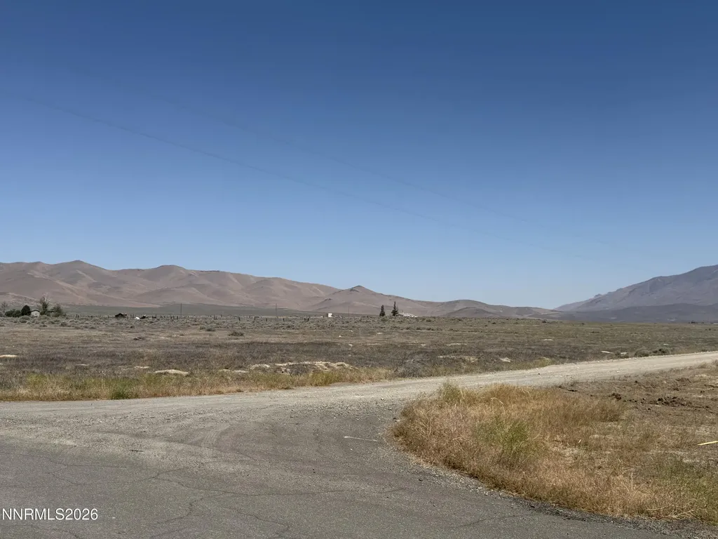 14 Paradise Ranchos Winnemucca NV 89445