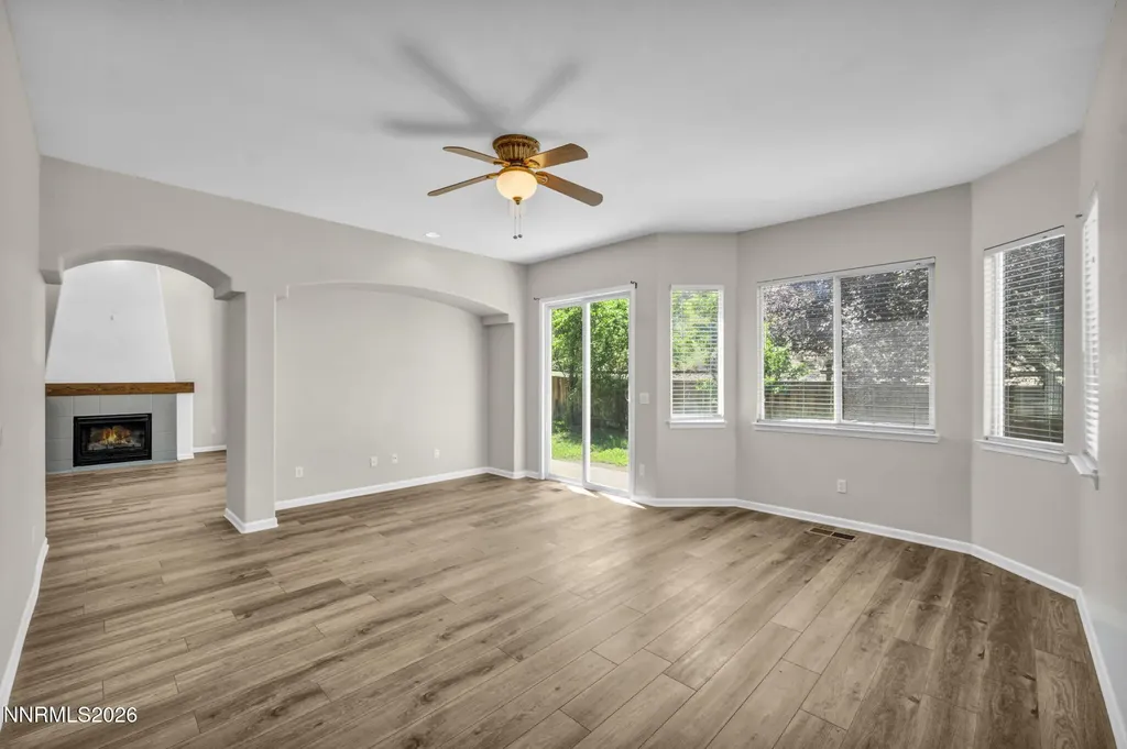 5835 Ingleston Sparks NV 89436