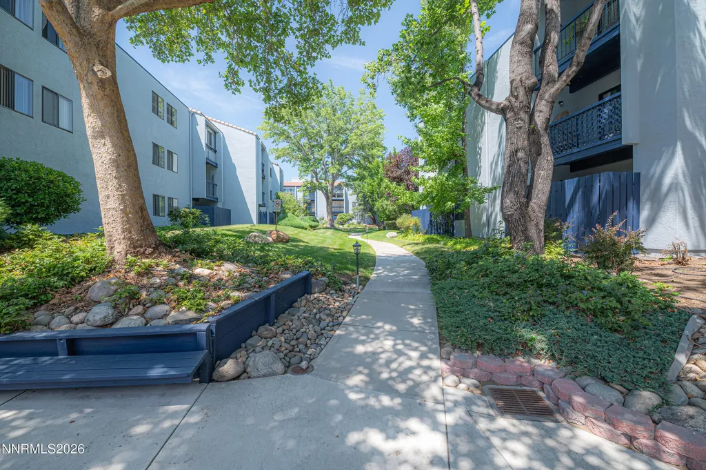 2750 Plumas Reno NV 89509