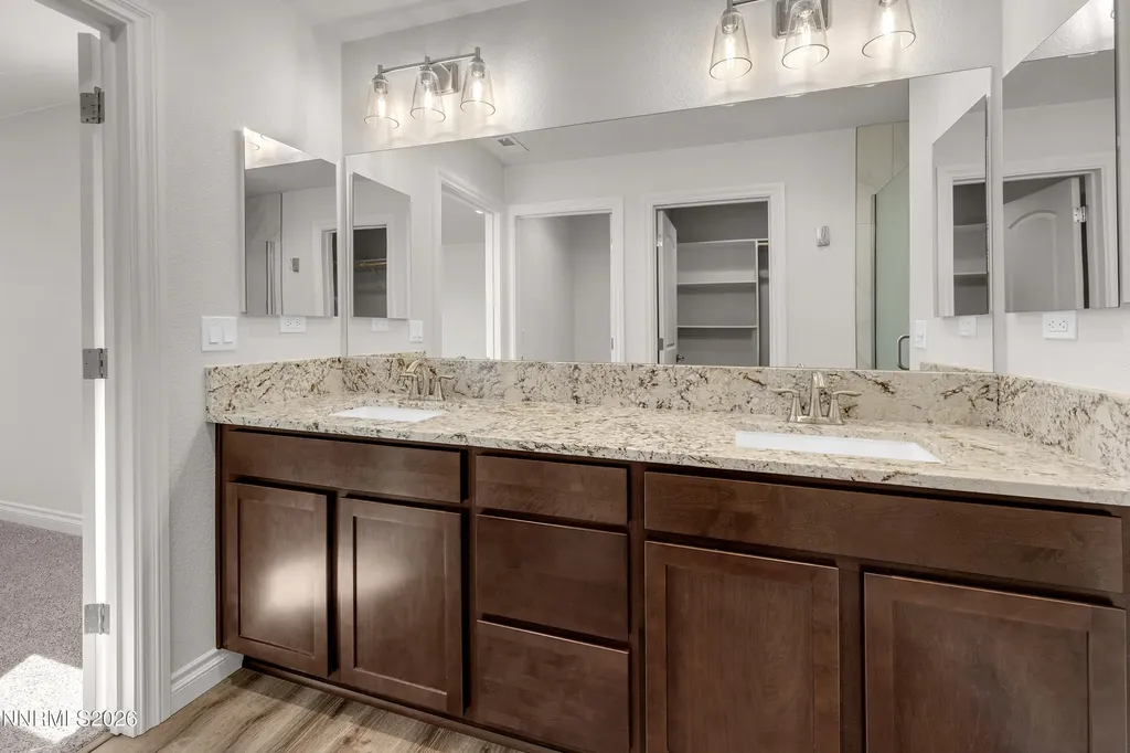 18653 Village Center Reno NV 89508