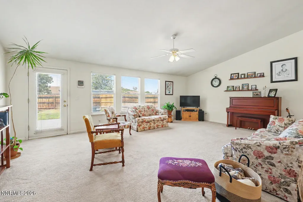 1182 Eagle Rock Fallon NV 89406