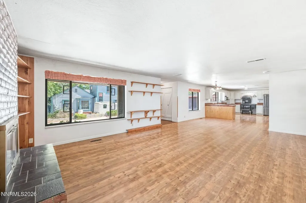 1360 Clough Reno NV 89509