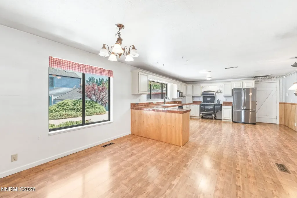 1360 Clough Reno NV 89509