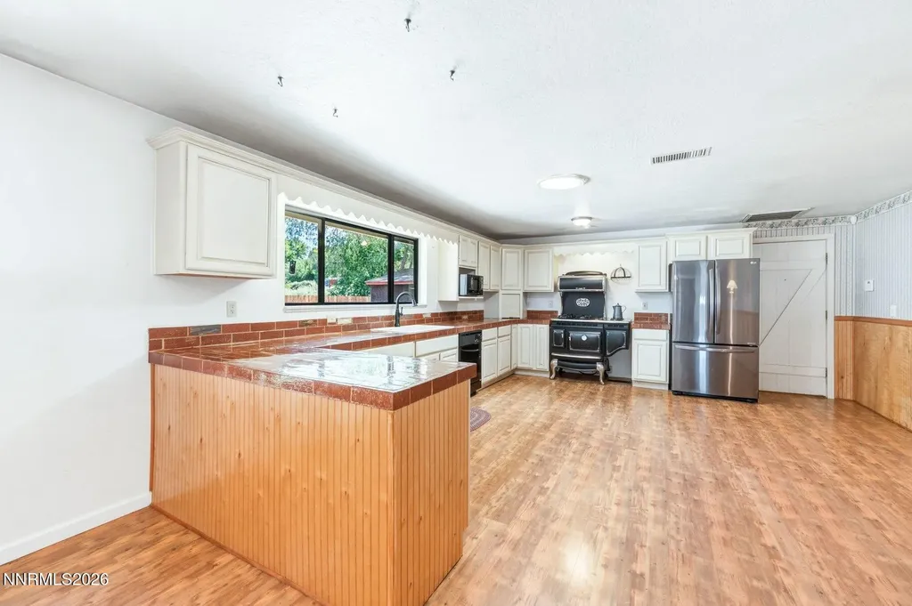 1360 Clough Reno NV 89509