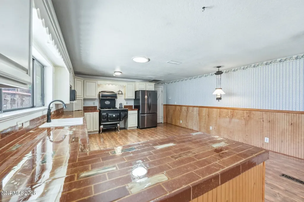 1360 Clough Reno NV 89509