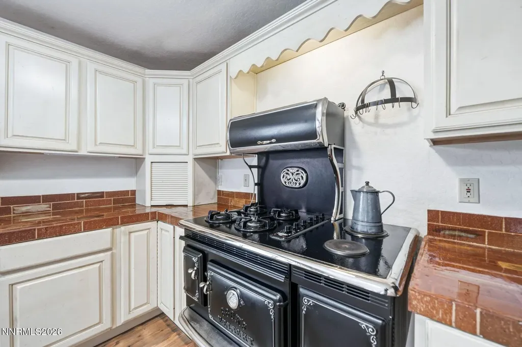1360 Clough Reno NV 89509