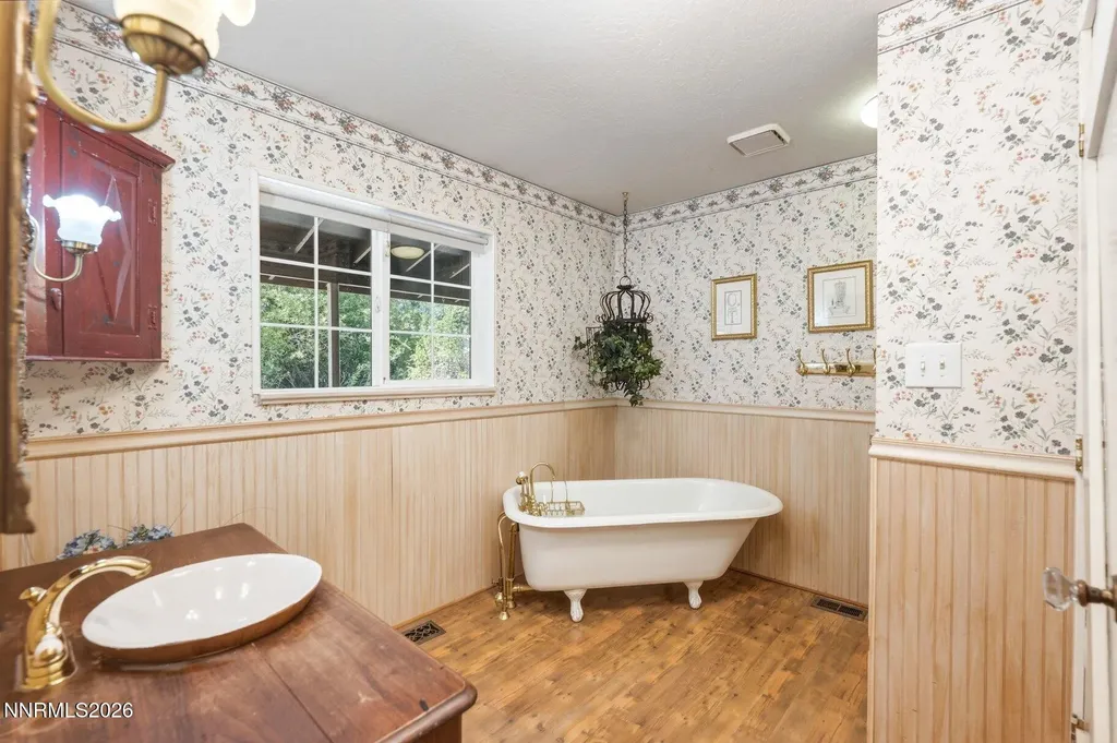 1360 Clough Reno NV 89509