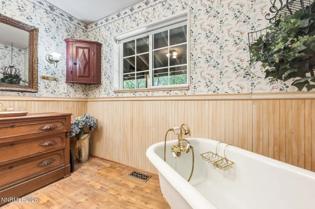 1360 Clough Reno NV 89509