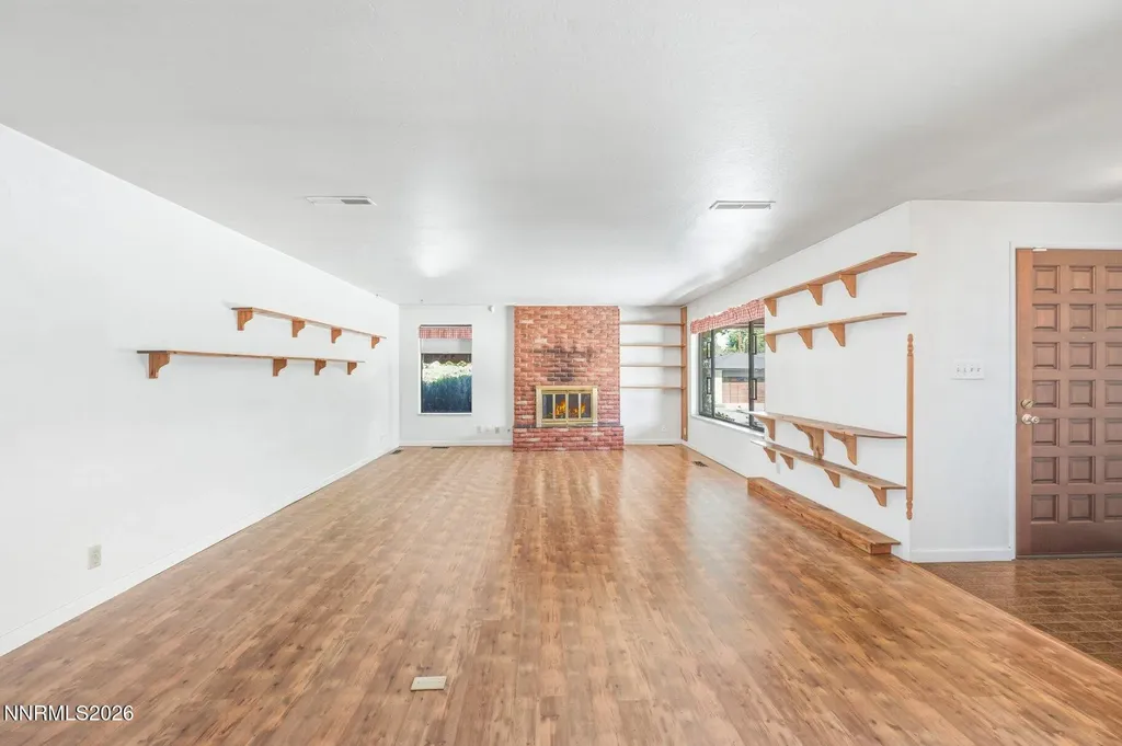 1360 Clough Reno NV 89509