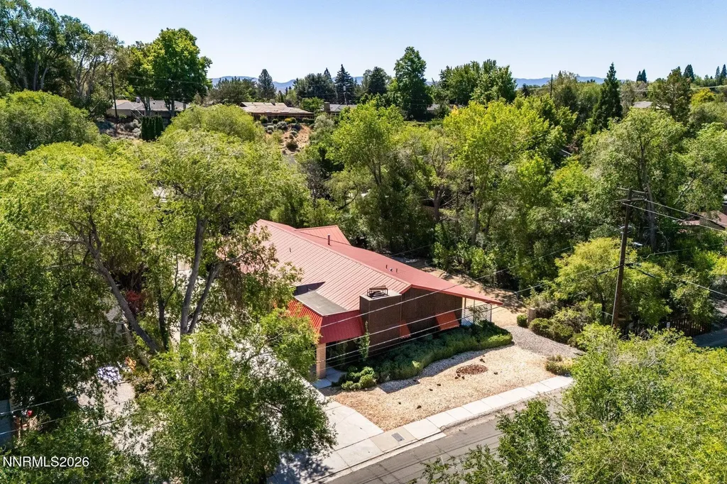 1360 Clough Reno NV 89509