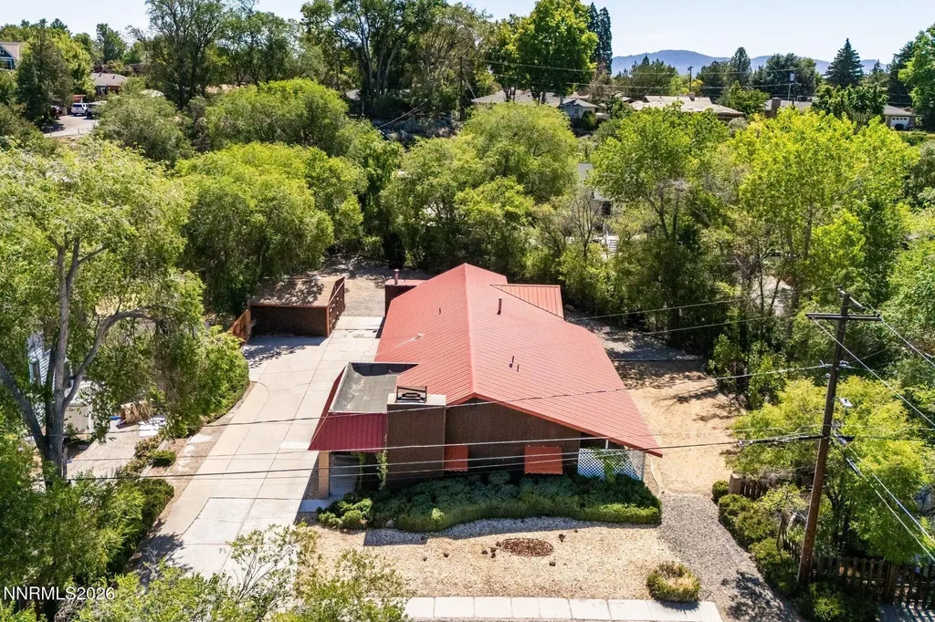 1360 Clough Reno NV 89509