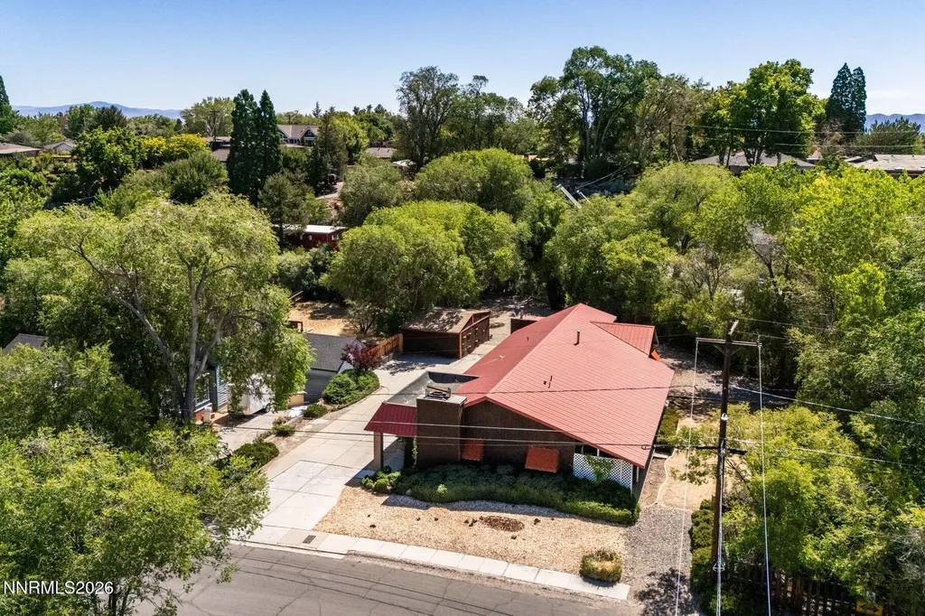 1360 Clough Reno NV 89509