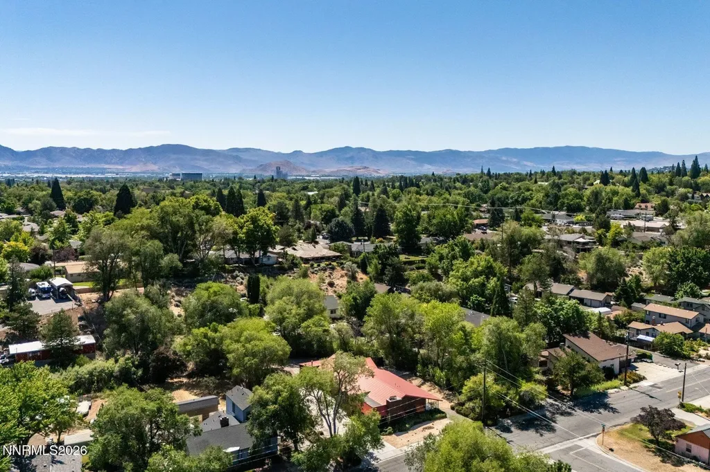 1360 Clough Reno NV 89509
