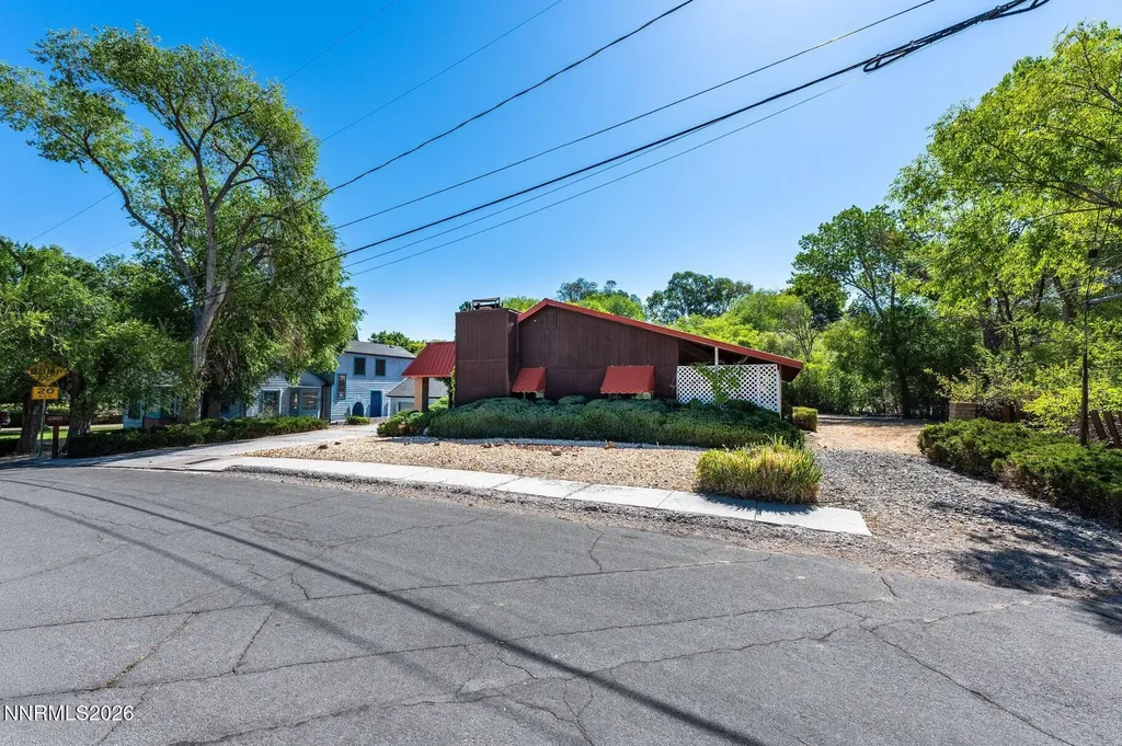 1360 Clough Reno NV 89509