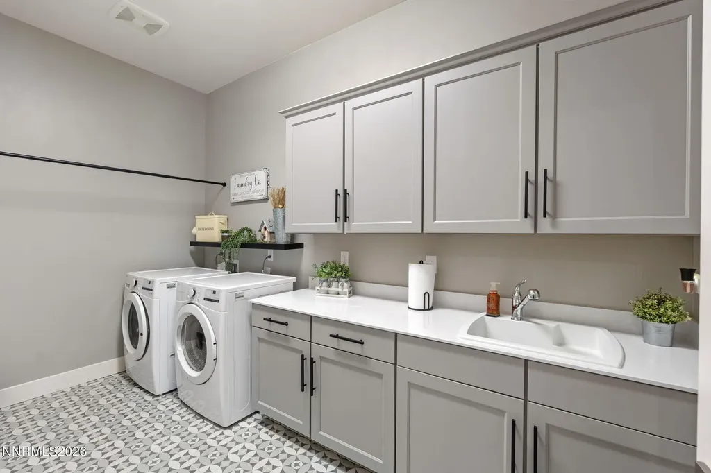 3060 Bristol Reno NV 89521