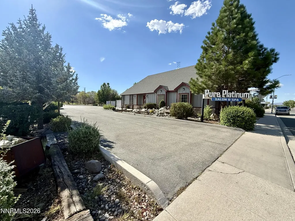 211 Main Yerington NV 89447