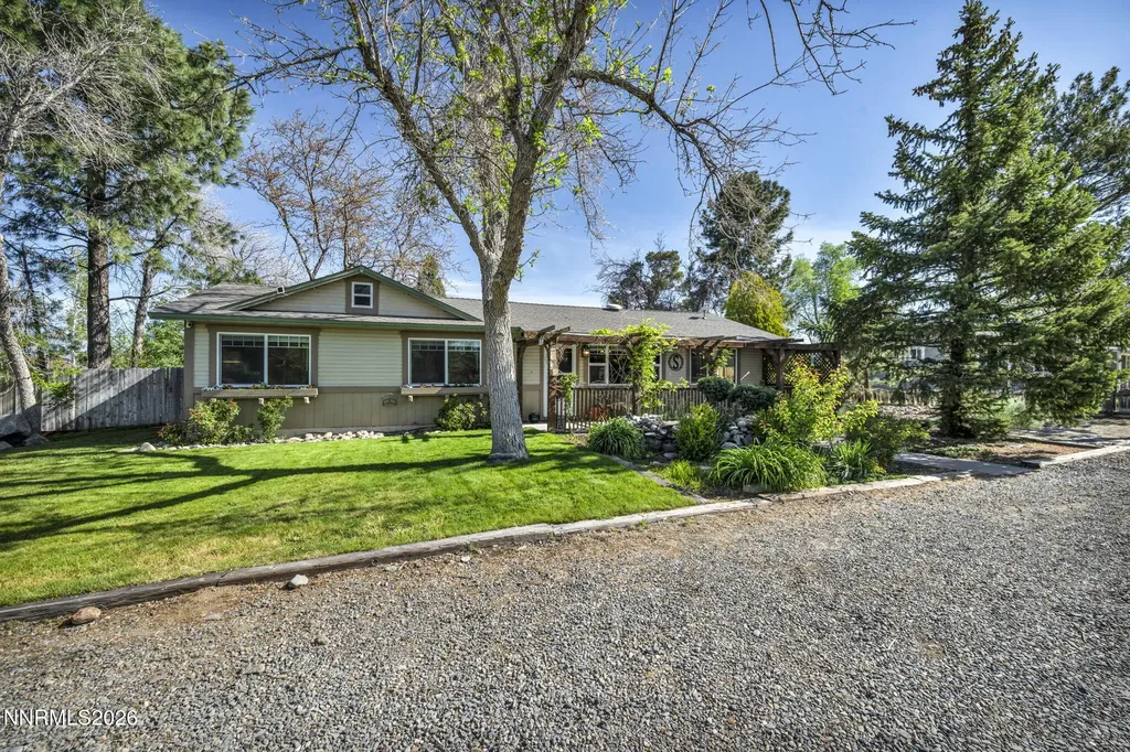 1340 Topaz Gardnerville NV 89460