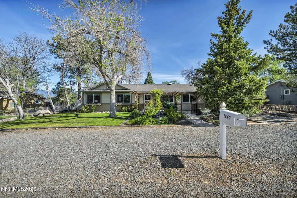 1340 Topaz Gardnerville NV 89460
