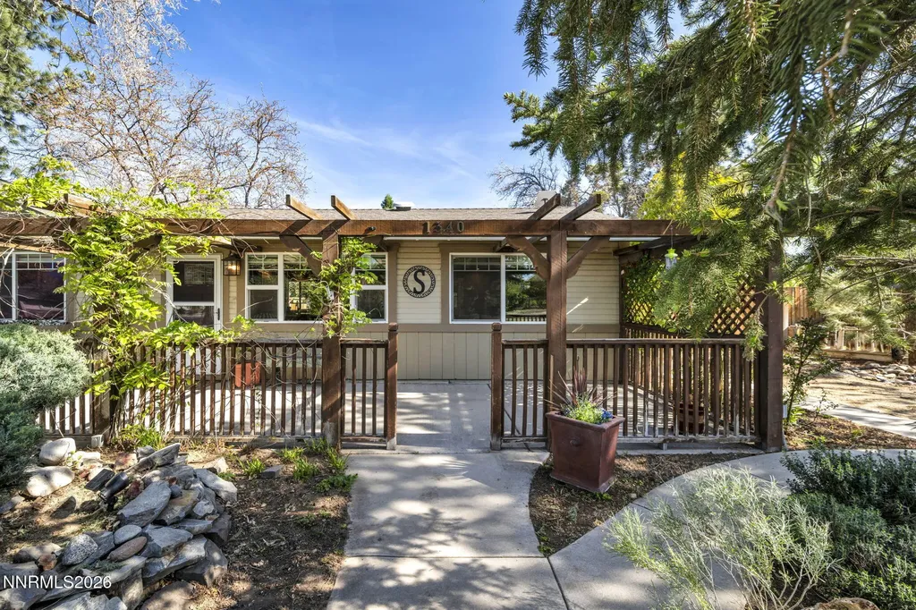 1340 Topaz Gardnerville NV 89460