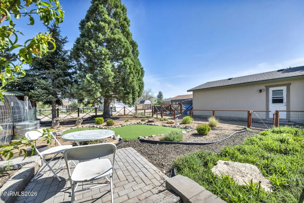 1340 Topaz Gardnerville NV 89460