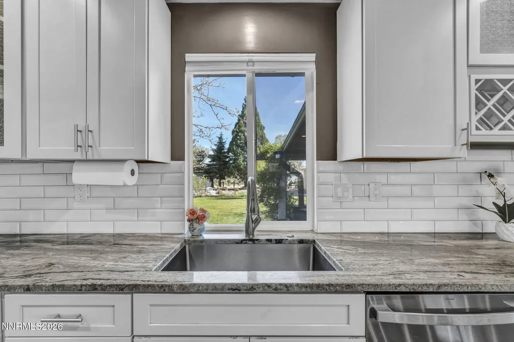 1340 Topaz Gardnerville NV 89460