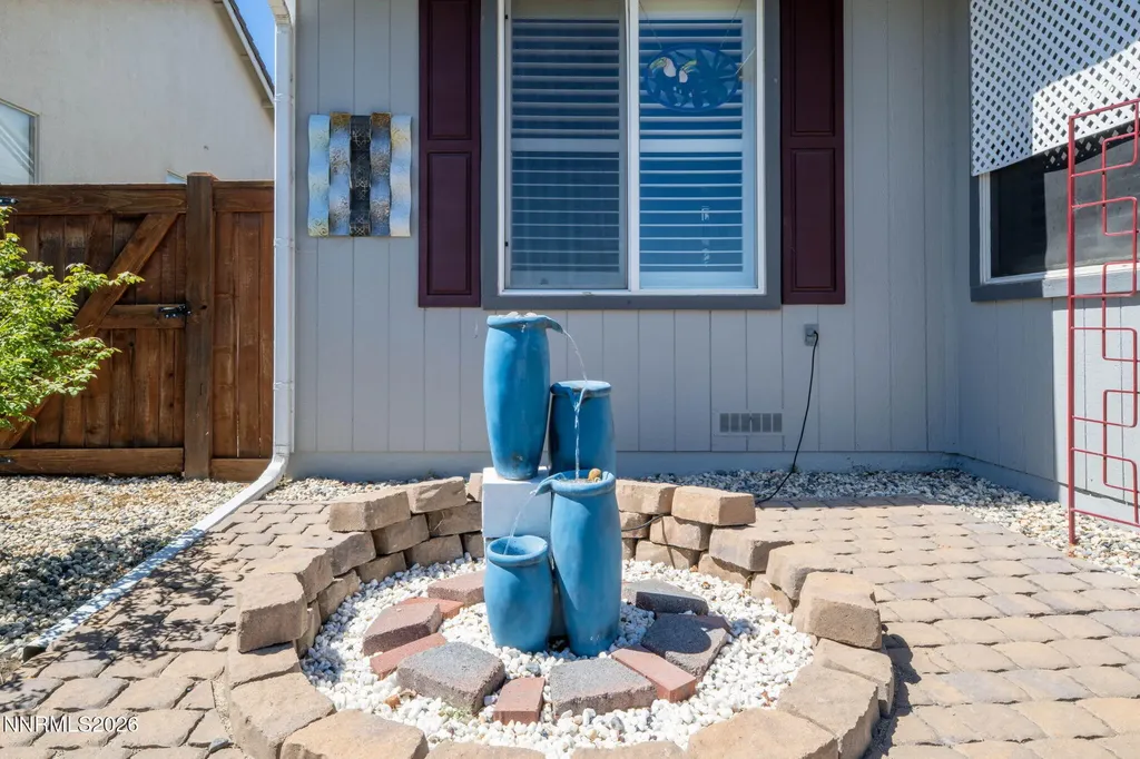 410 La Costa Dayton NV 89403