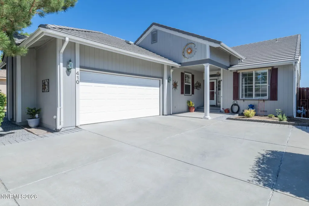 410 La Costa Dayton NV 89403