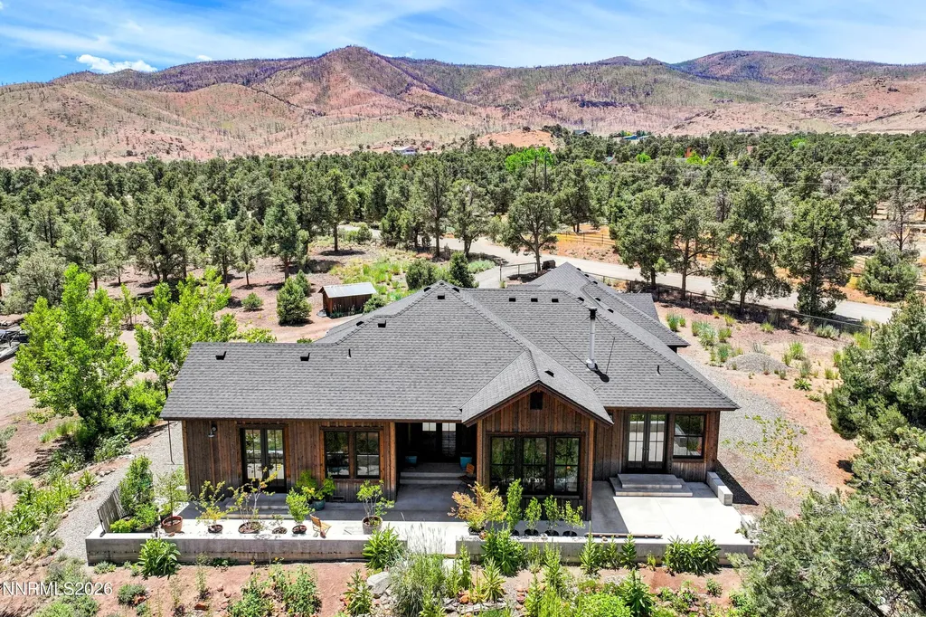 921 Karnes Gardnerville NV 89410