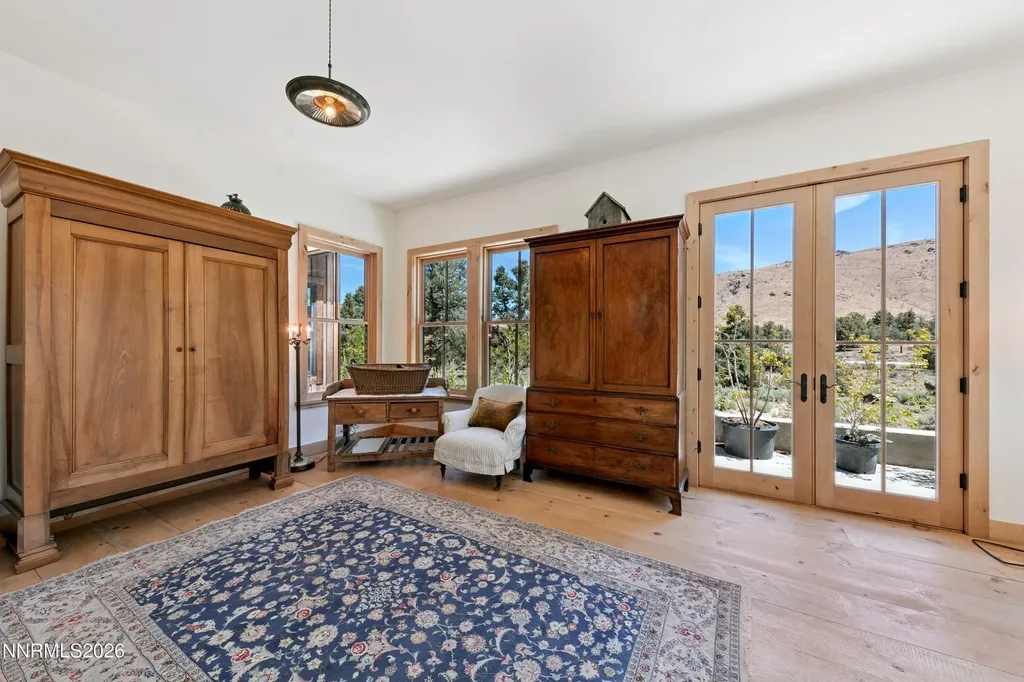921 Karnes Gardnerville NV 89410