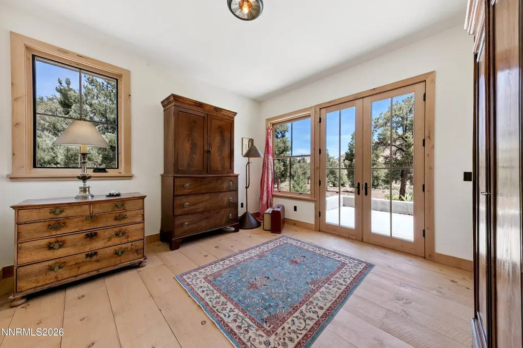 921 Karnes Gardnerville NV 89410