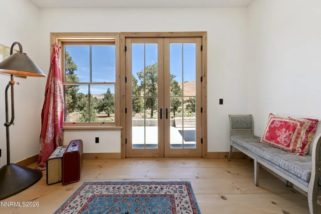 921 Karnes Gardnerville NV 89410