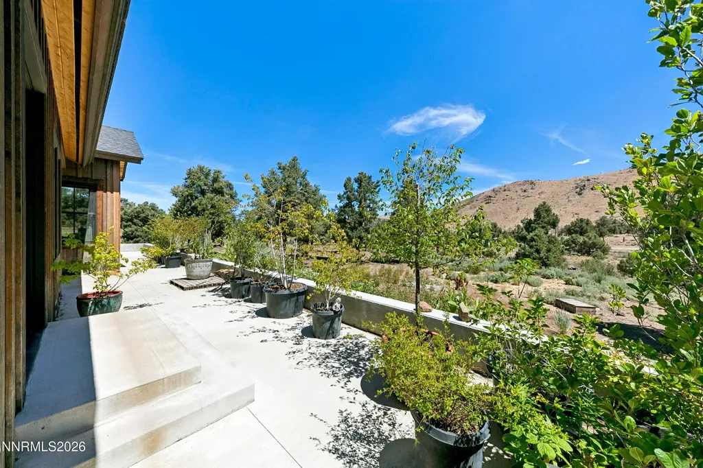 921 Karnes Gardnerville NV 89410