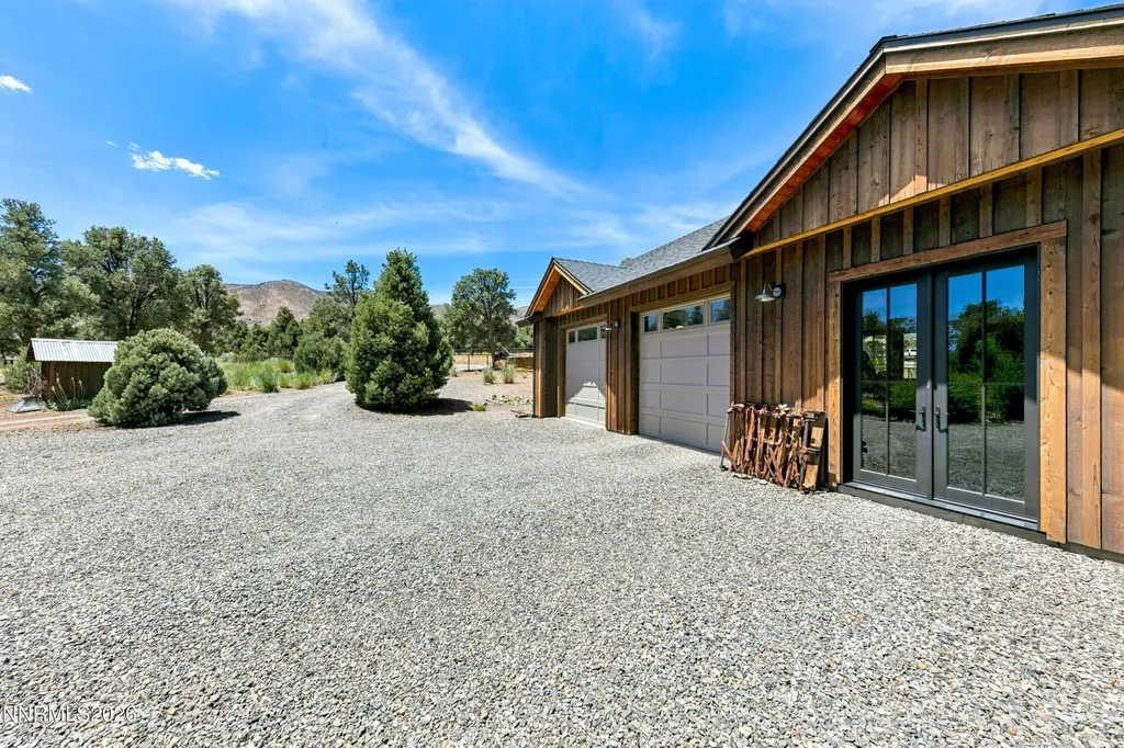 921 Karnes Gardnerville NV 89410