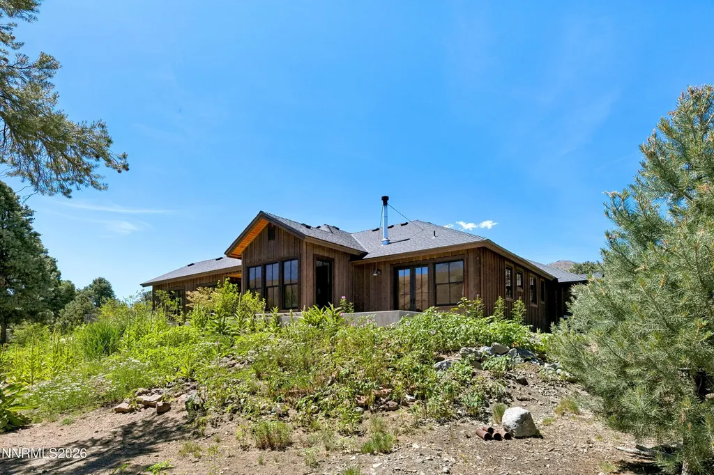 921 Karnes Gardnerville NV 89410