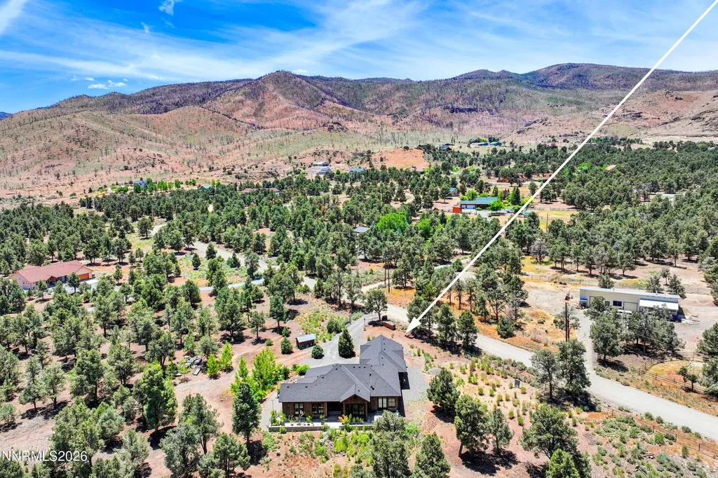 921 Karnes Gardnerville NV 89410