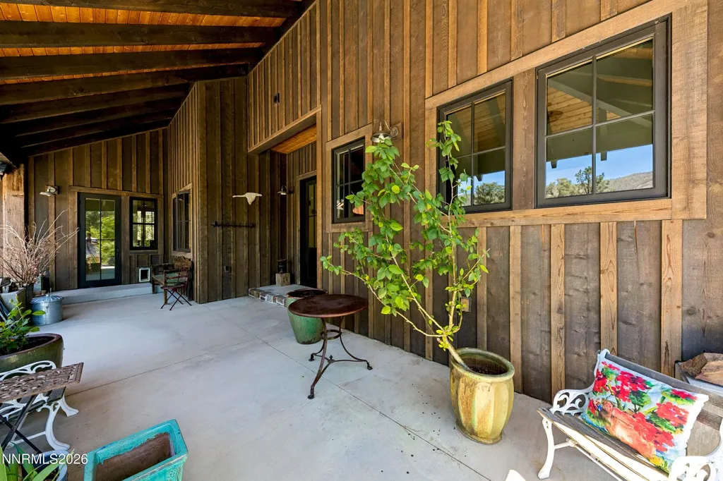 921 Karnes Gardnerville NV 89410