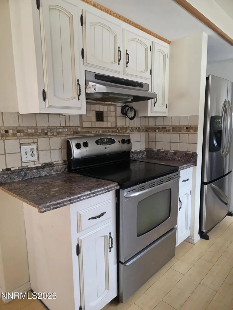 140 Aurora Hawthorne NV 89415