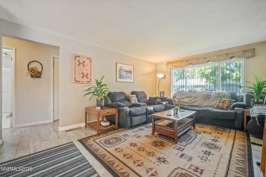 1029 Brooktree Sparks NV 89434
