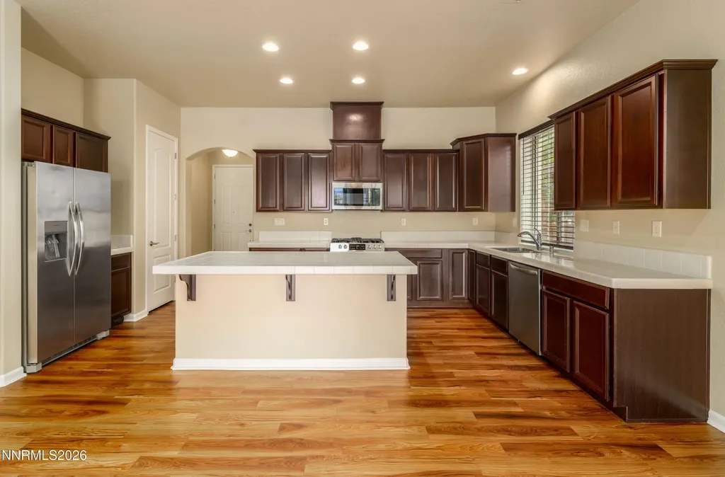 7231 Fox Wood Sparks NV 89436