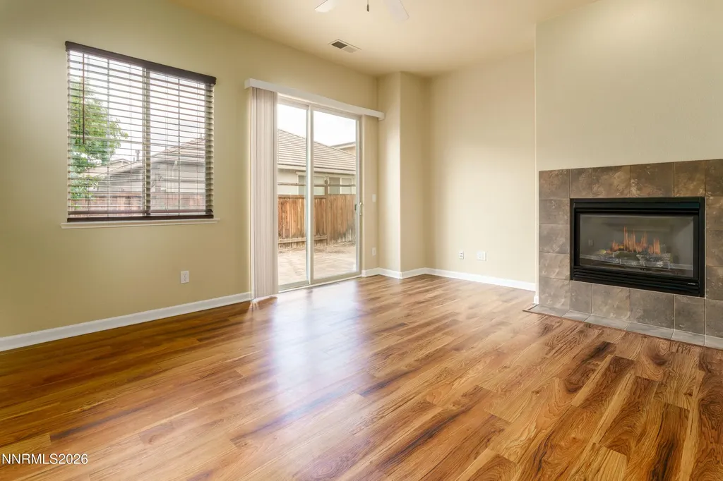 7231 Fox Wood Sparks NV 89436