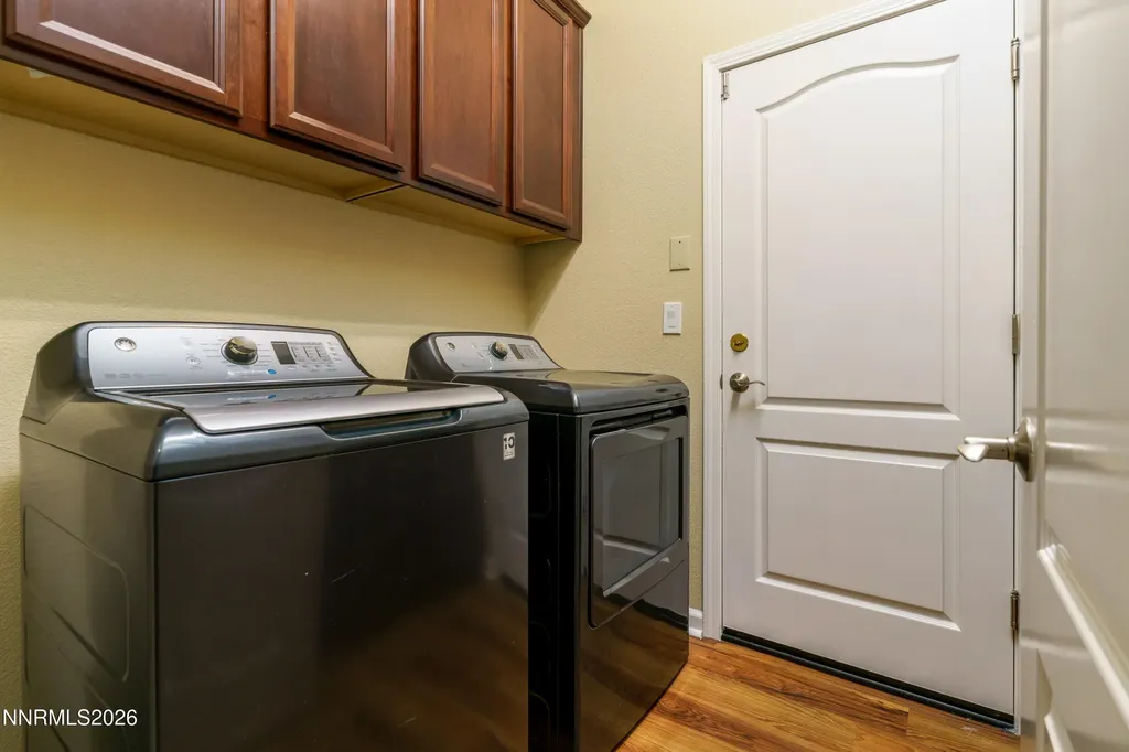 7231 Fox Wood Sparks NV 89436