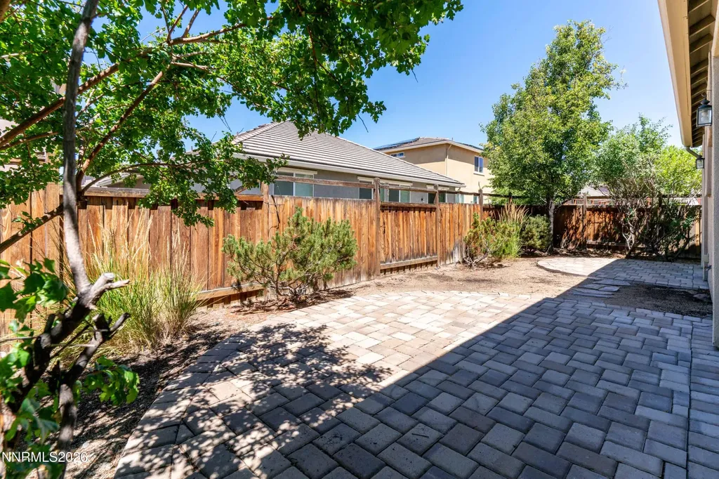 7231 Fox Wood Sparks NV 89436