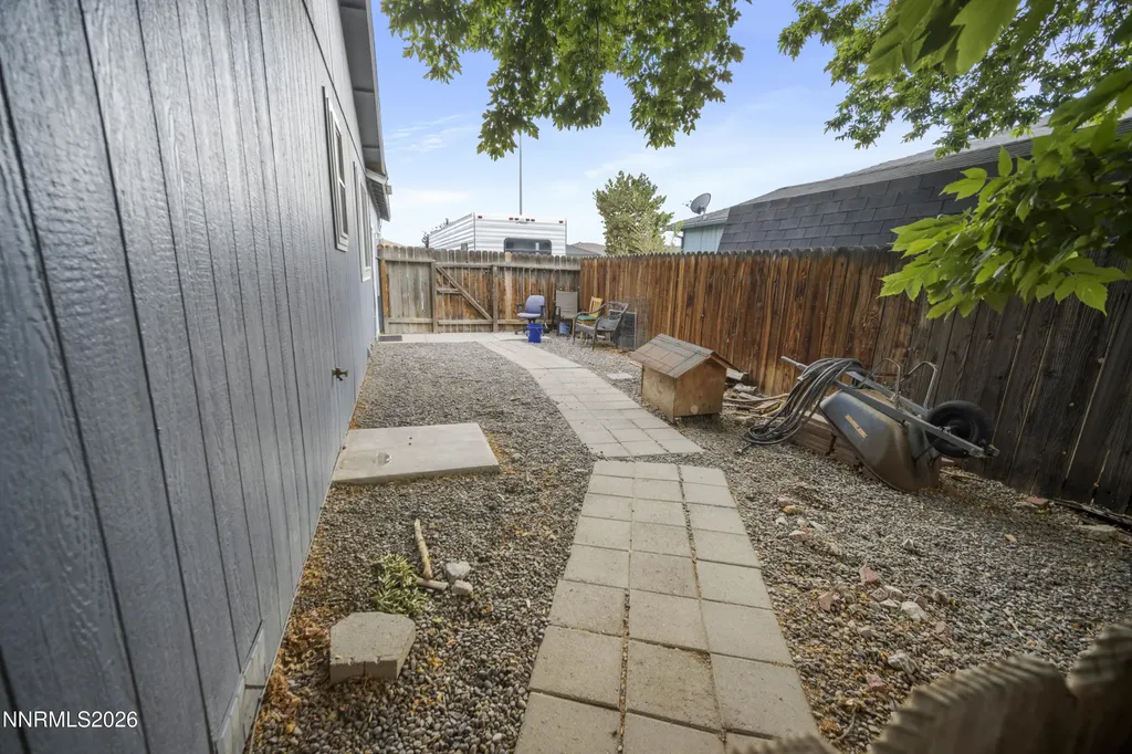 472 Nader Fernley NV 89408