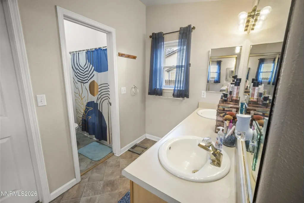 472 Nader Fernley NV 89408